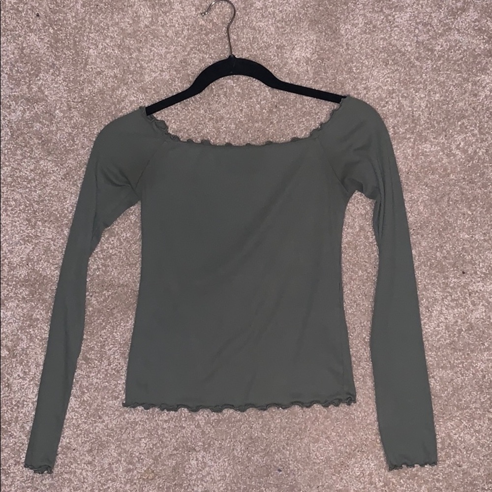 off the shoulder crop top